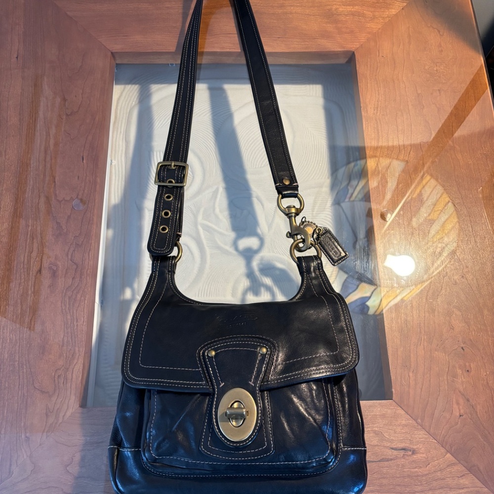 Vintage Coach Legacy Hippie Shoulder Bag Style 10325 – Black Leather with Brass - Picture 8 of 17